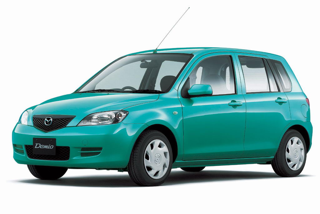 Mazda 2 2003 003.jpg